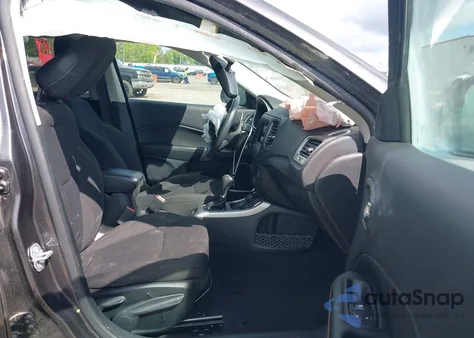 2020 Jeep Compass Sport 4X4 z USA, uszkodzony, nr VIN 3C4NJDAB0LT149235